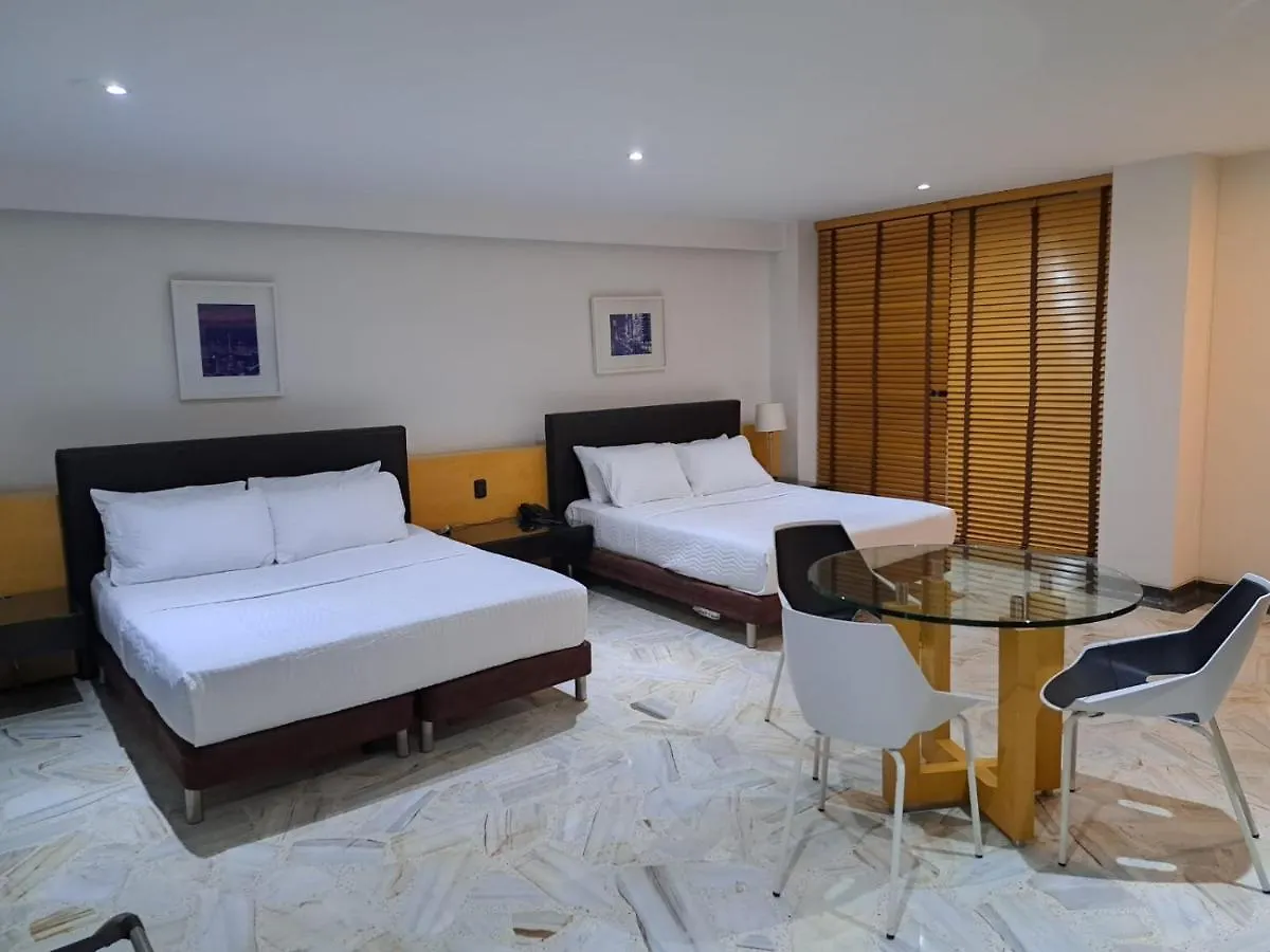***  Aw Hotel Luxor Versalles Cali Colombia